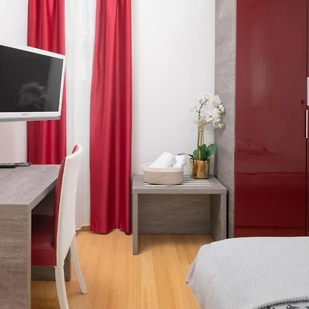 Sunny With Seaview 1163 *