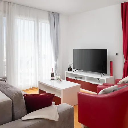 Sunny With Seaview 1163 Petrcane