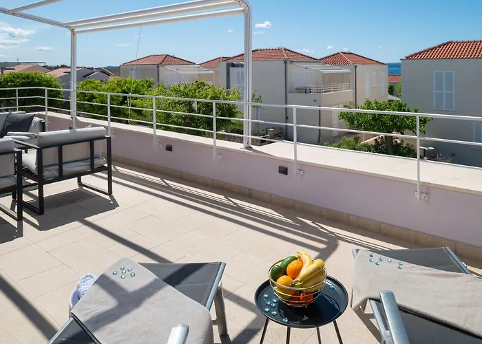 Apartman Sunny With Seaview 1163 Petrcane
